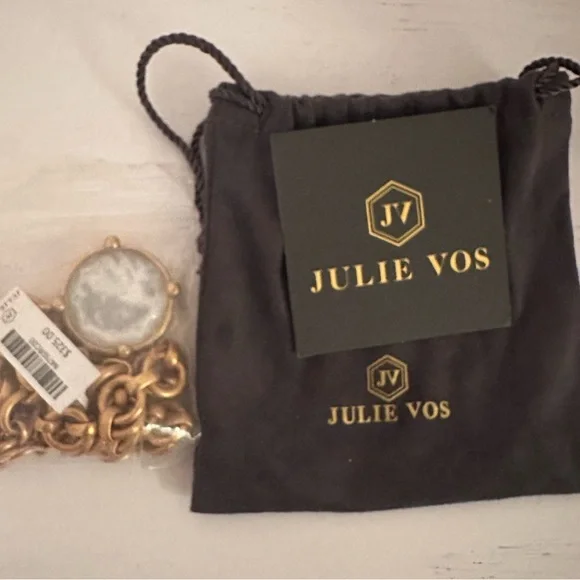 Julie Vos Honeybee Demi Necklace Elegant Gold Chain Necklace with White Pendant - Picture 4 of 5